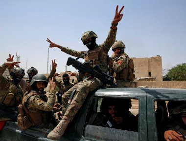 Ιρακινές δυνάμεις εισέρχονται στο Κουρδιστάν - Αναλαμβάνουν εκ νέου τη φύλαξη των συνόρων